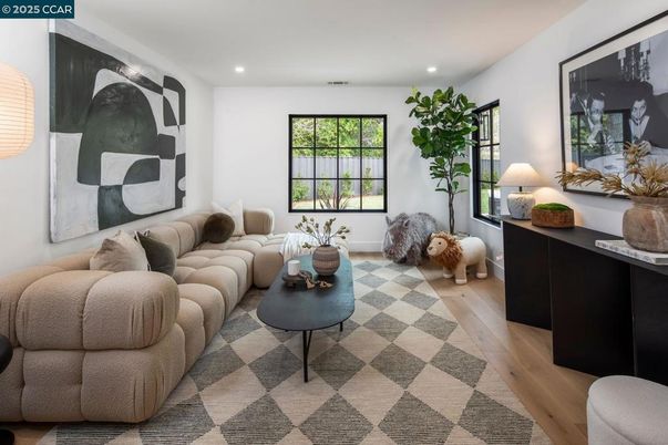 Interior, Living room, Recessed Lighting, Wood Texture Flooring