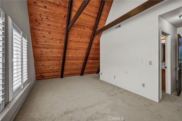 Empty room, Interior, Wooden Beams, Wooden Ceilings, Wooden Walls
