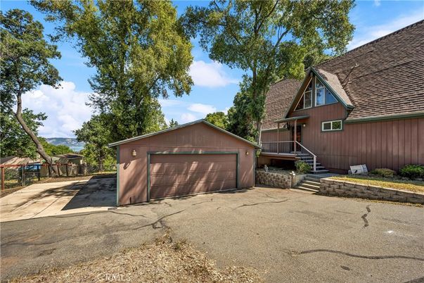 Backyard, Detached Garage, Exterior