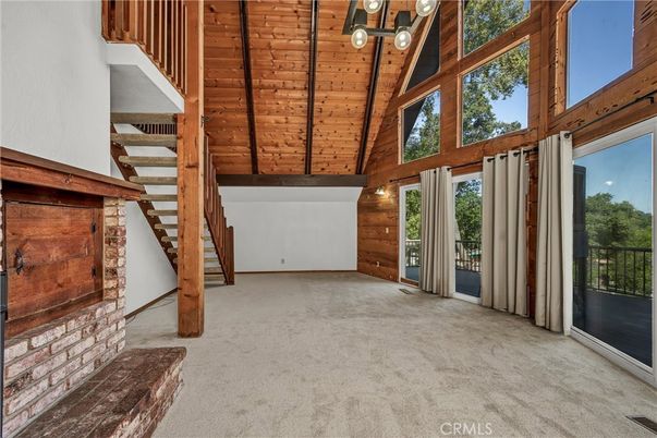 Empty room, Interior, Wooden Beams, Wooden Ceilings, Wooden Walls