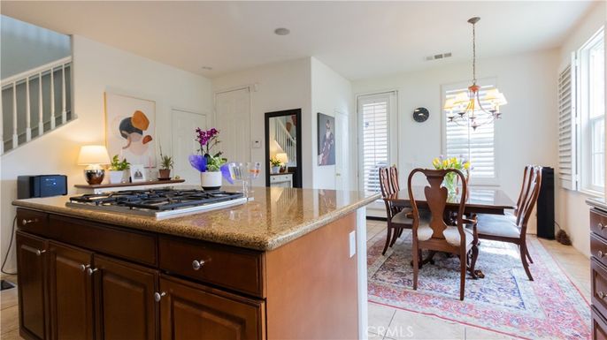 Chandelier, Dining room, Interior, Kitchen, Pendant Lights