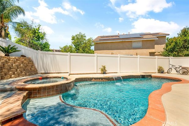 Exterior, Pool, Solar Panels