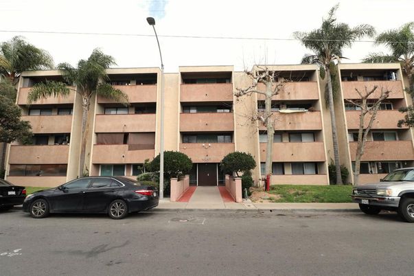 Exterior, Facade, Condo Building