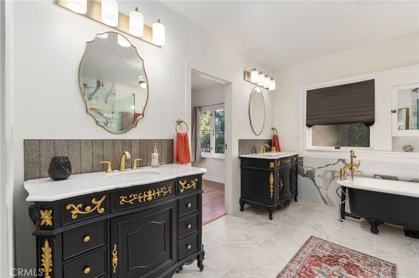 Bathroom, Dual Sink Vanities, Free Standing Baths, Interior