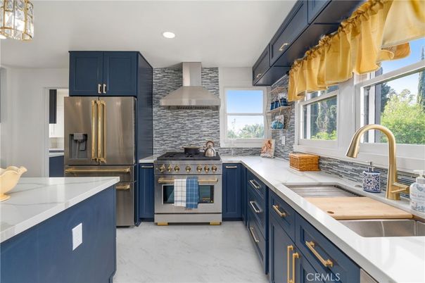Interior, Kitchen, Marble, Recessed Lighting, Stainless Steel Appliances