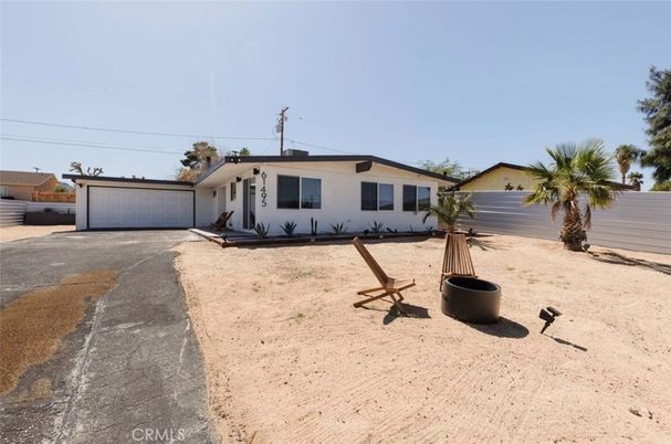 Backyard, Detached Garage, Exterior