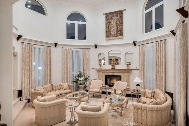Fireplace, Interior, Living room, Recessed Lighting