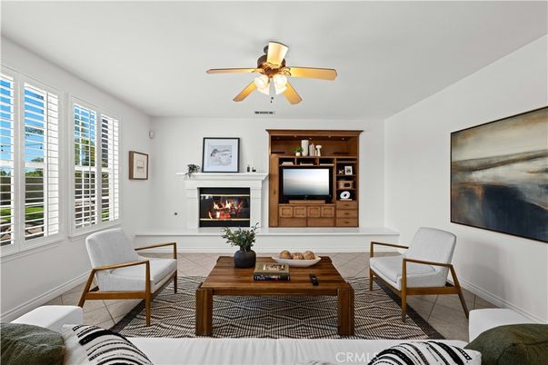 Fireplace, Interior, Living room