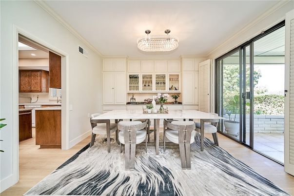Chandelier, Dining room, Interior, Kitchen, Wood Texture Flooring