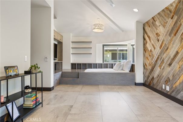 Bathroom, Interior, Pendant Lights, Recessed Lighting, Wooden Walls