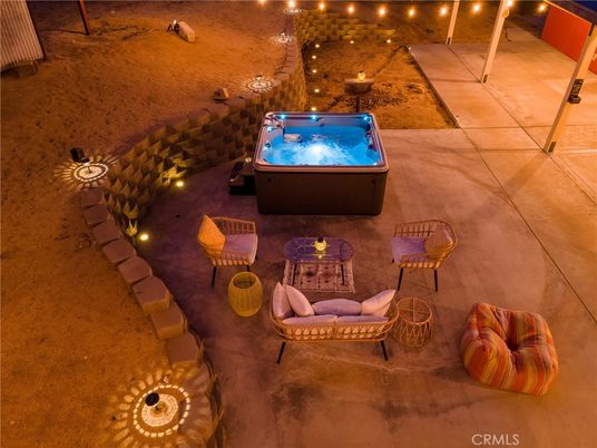 Exterior, Hot Tub