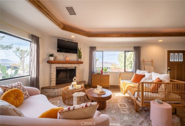Fireplace, Interior, Living room, Recessed Lighting