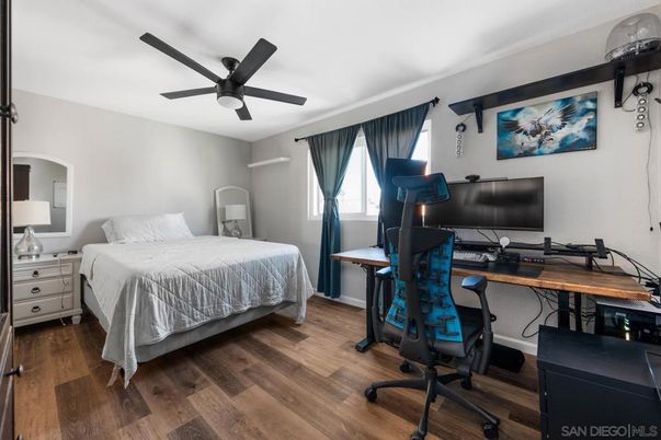 Bedroom, Home Office, Interior, Wood Texture Flooring
