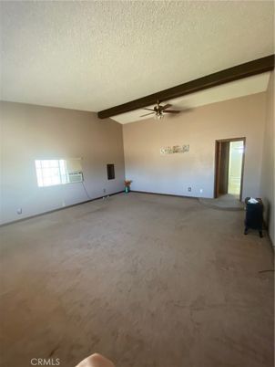 Empty room, Interior, Wooden Beams