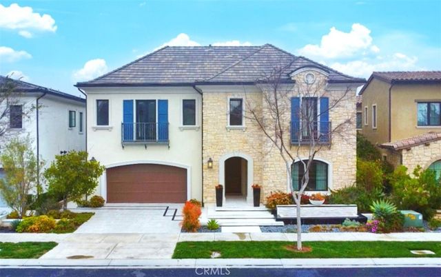 Attached, Exterior, Facade, French Provincial