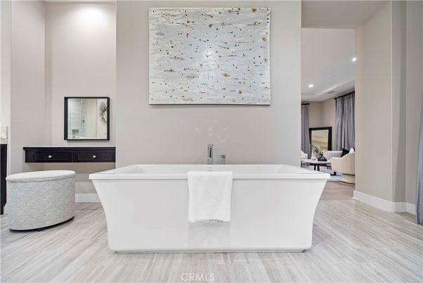Bathroom, Free Standing Baths, Interior, Recessed Lighting, Wood Texture Flooring