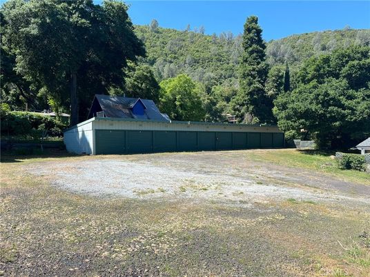 Backyard, Detached Garage, Exterior
