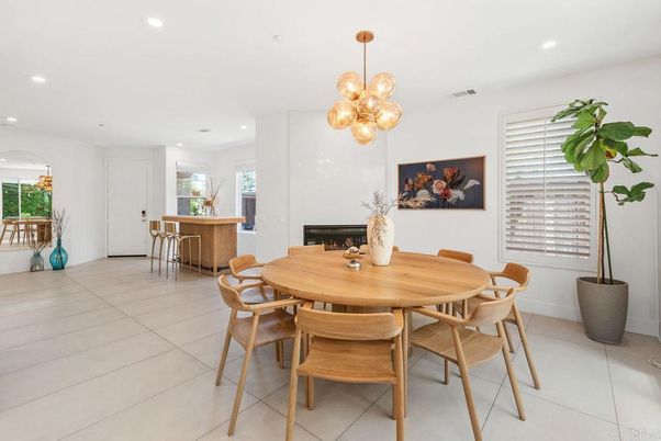Dining room, Fireplace, Interior, Pendant Lights, Recessed Lighting