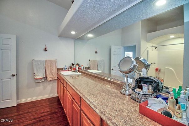 Bathroom, Interior, Recessed Lighting, Wood Texture Flooring