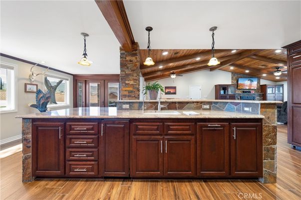 Interior, Pendant Lights, Recessed Lighting, Wooden Beams, Wooden Ceilings, Wood Texture Flooring