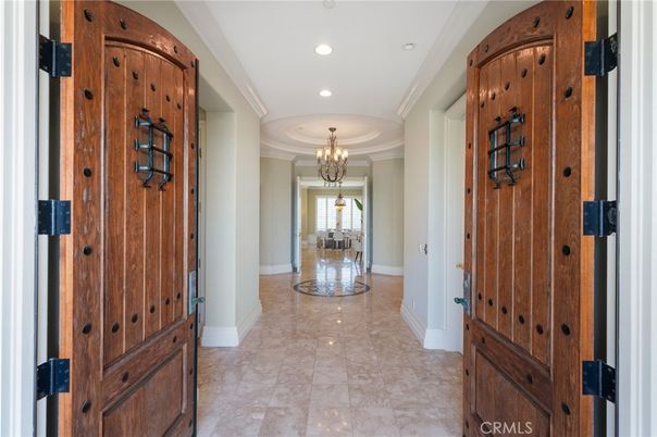 Chandelier, Interior, Recessed Lighting
