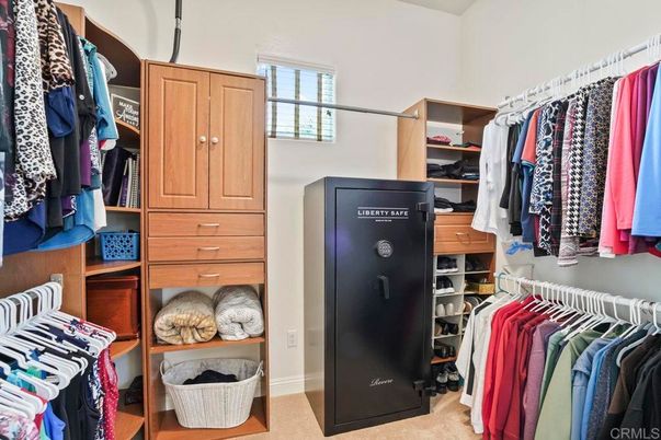 Interior, Walk-in Closets