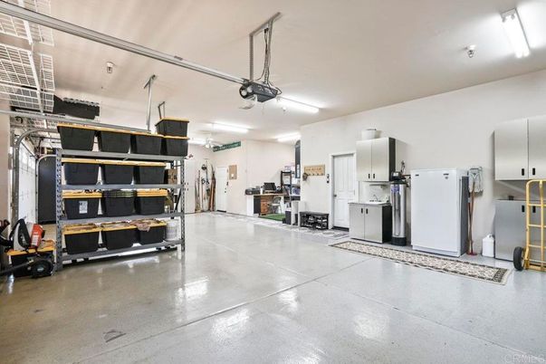 Garage, Interior, Washer