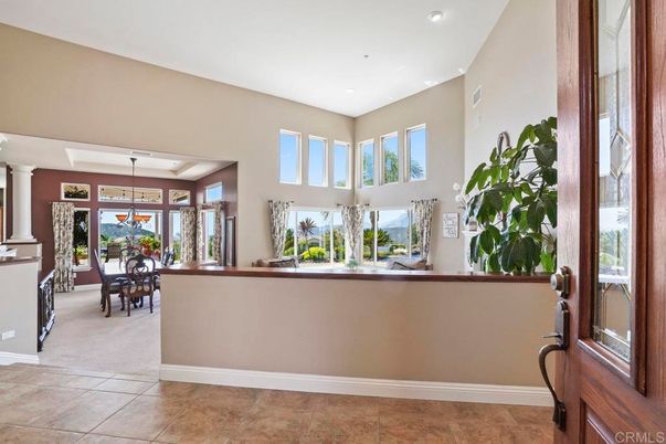 Dining room, Interior, Recessed Lighting