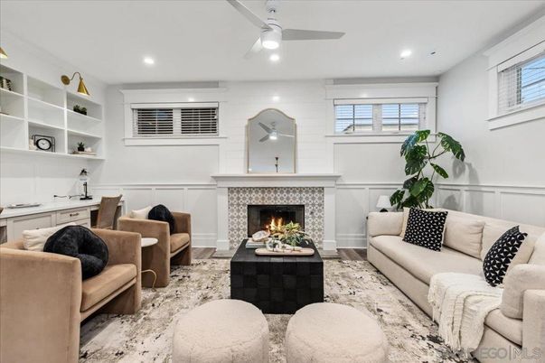 Fireplace, Interior, Living room, Recessed Lighting