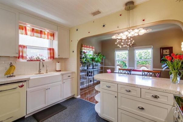 Dining room, Interior, Kitchen, Pendant Lights, Wood Texture Flooring