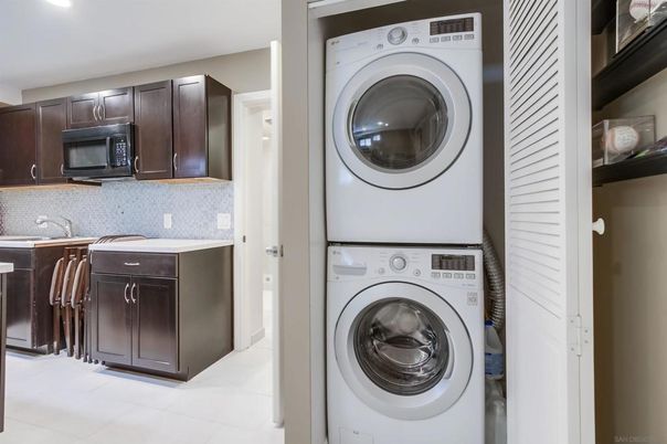 Interior, Recessed Lighting, Utility Closets, Washer