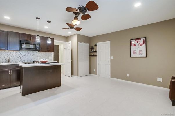 Interior, Kitchen, Pendant Lights, Recessed Lighting