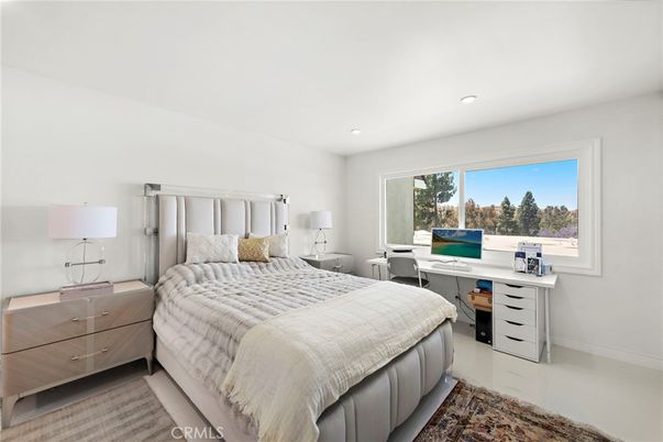 Bedroom, Home Office, Interior, Recessed Lighting