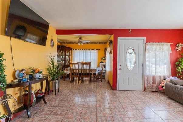 Dining room, Interior
