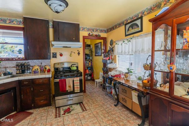Interior, Kitchen, Tile Countertops