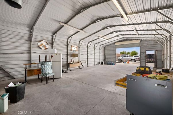 Garage, Interior