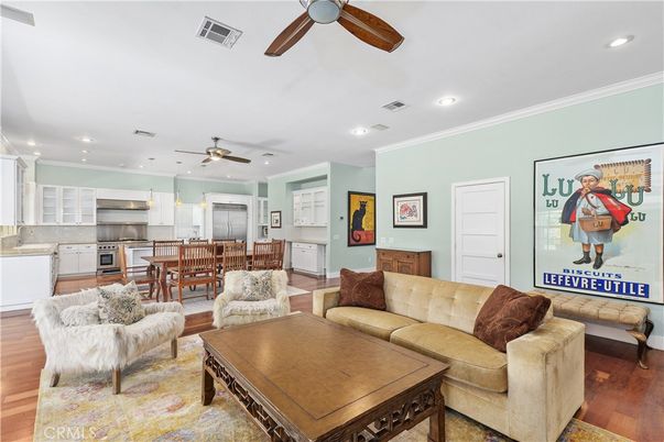 Dining room, Interior, Kitchen, Living room, Pendant Lights, Recessed Lighting, Stainless Steel Appliances, Wood Texture Flooring