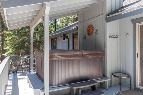 Exterior, Hot Tub