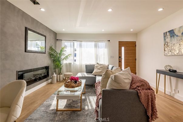 Fireplace, Interior, Living room, Recessed Lighting, Wood Texture Flooring