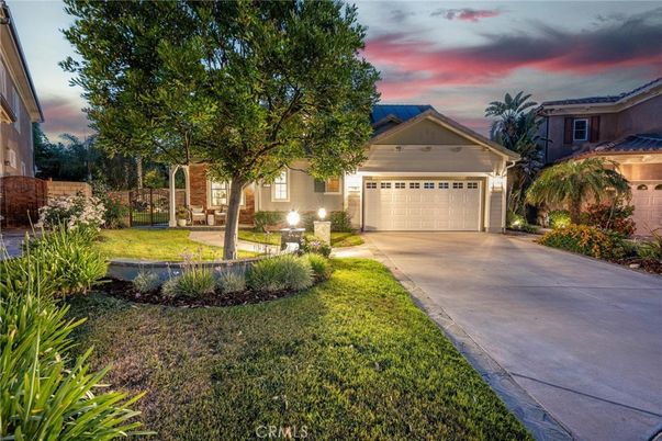 Backyard, Detached Garage, Exterior