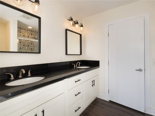 Bathroom, Dual Sink Vanities, Interior, Wood Texture Flooring
