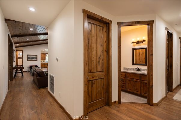 Bathroom, Interior, Recessed Lighting, Wooden Ceilings, Wood Texture Flooring