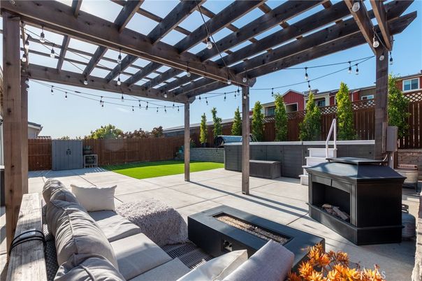 Exterior, Hot Tub
