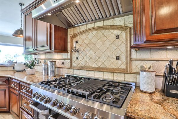 Interior, Kitchen, Pendant Lights, Stainless Steel Appliances
