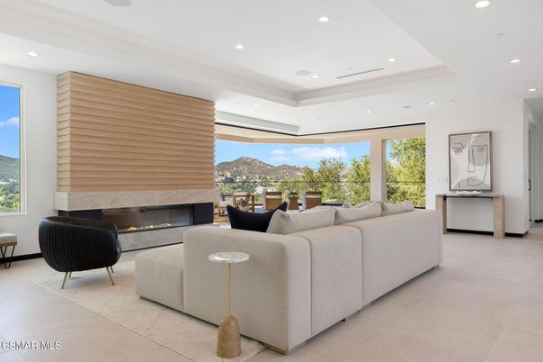 Fireplace, Interior, Living room, Recessed Lighting