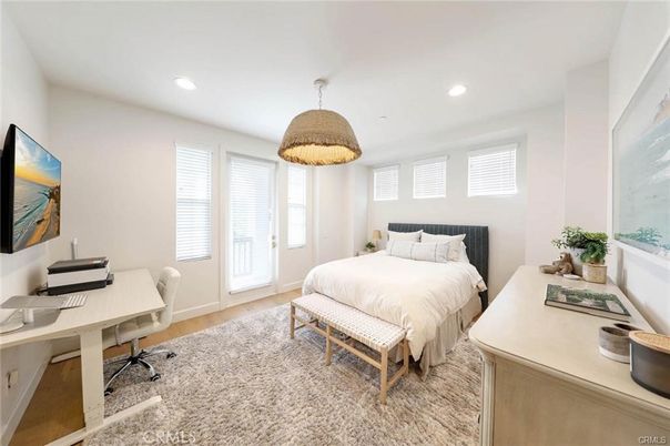 Bedroom, Home Office, Interior, Pendant Lights, Recessed Lighting, Wood Texture Flooring