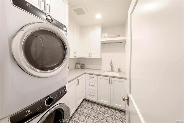 Interior, Recessed Lighting, Washer