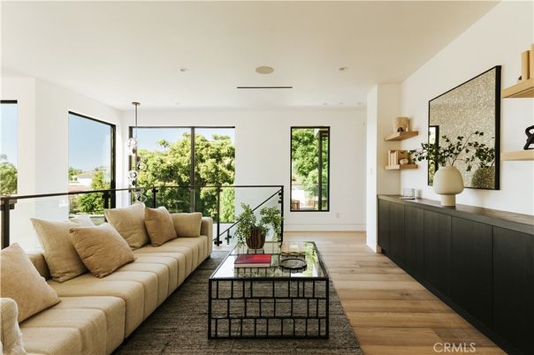Interior, Living room, Pendant Lights, Recessed Lighting, Wood Texture Flooring