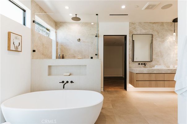 Bathroom, Free Standing Baths, Glass Shower, Interior, Recessed Lighting