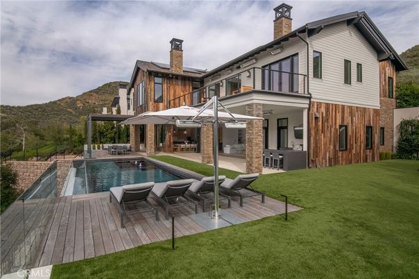 Backyard, Exterior, Pool